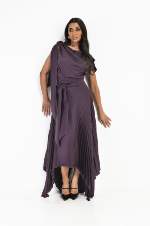 Emillia Pleat